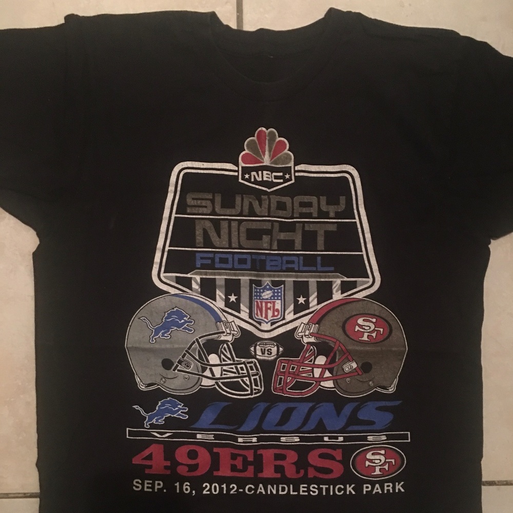 Mens San Francisco 49ers Vs Detroit Lions 2012 NBC football tee shirt Sz Medium